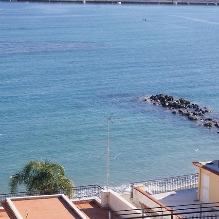 Donna Sicilia Hotel Giardini Naxos Bagian luar foto